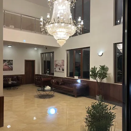 Azur Ap 4 Apartman *